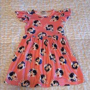 Disney’s Snow White All Over Print Little Girls Toddler Flutter Dress Medium